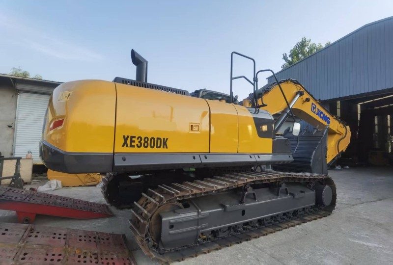 XCMG XE370D (4)